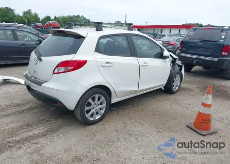 2012 Mazda Mazda2 Touring из США, поврежденный, VIN JM1DE1LZ3C0151938